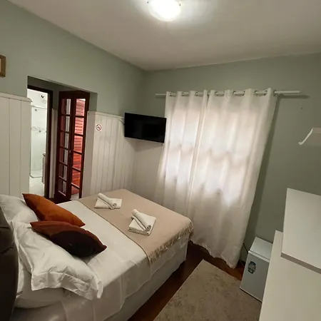Suites Campos Do Jordao Bairro Capivari Exterior photo