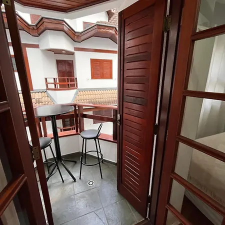 Suites Campos Do Jordao Bairro Capivari Exterior photo