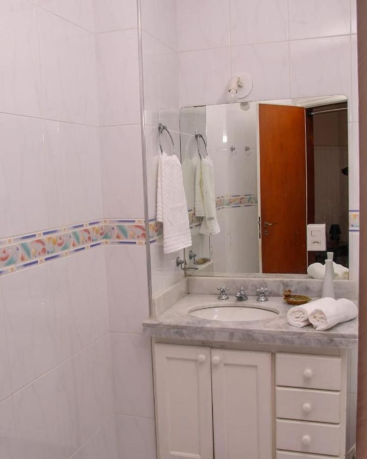 Suítes Bairro Capivari Habitación en casa particular