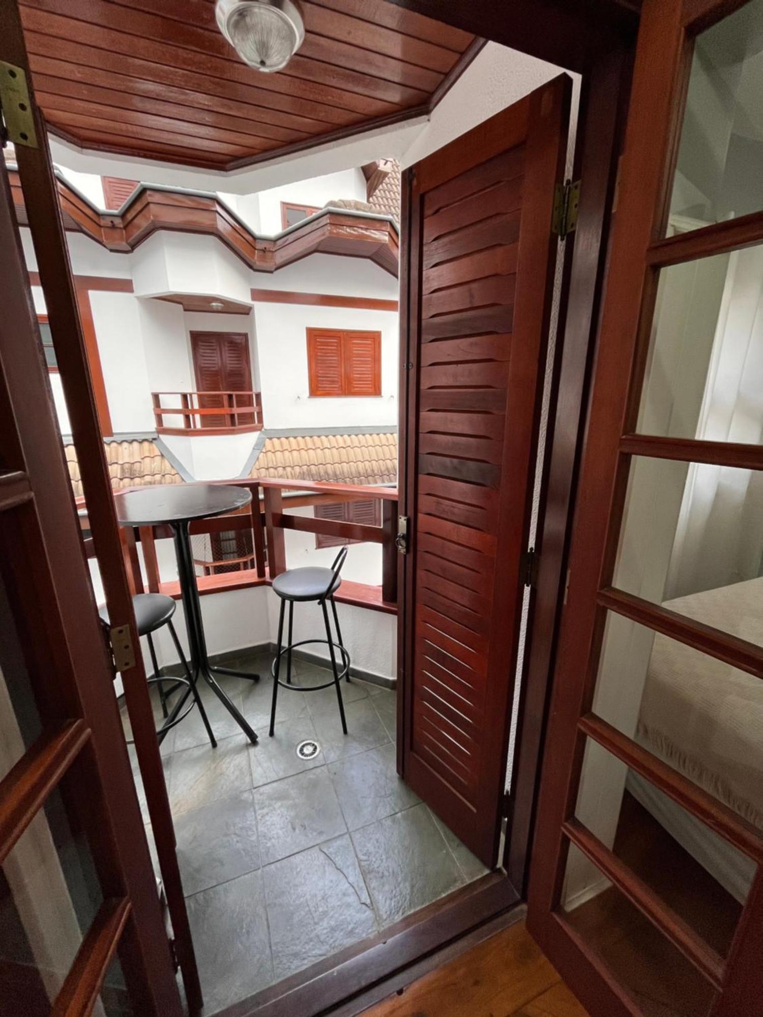 Suítes Bairro Capivari *